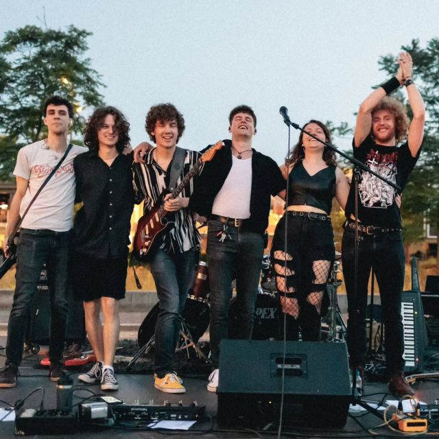 This gig had it all! Great Fun💃🏻Great support 🫶🏻 Awesome Bands🎙️Technical Difficulties⚡and Good Weather☀️…