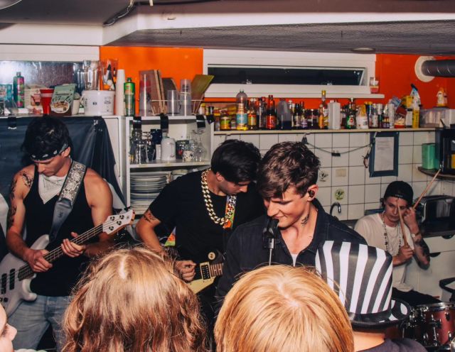Thank you everyone that came to see us at @flatfeest2023! We had an amazing…