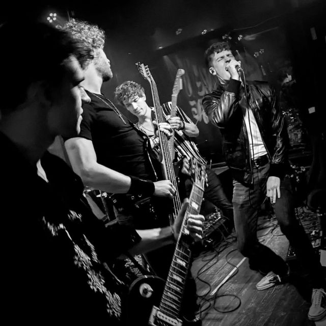 Rockin' in @cafe_rocks_enschede 🎸and a monstrous gig at @monstersut 💥 See you next time…