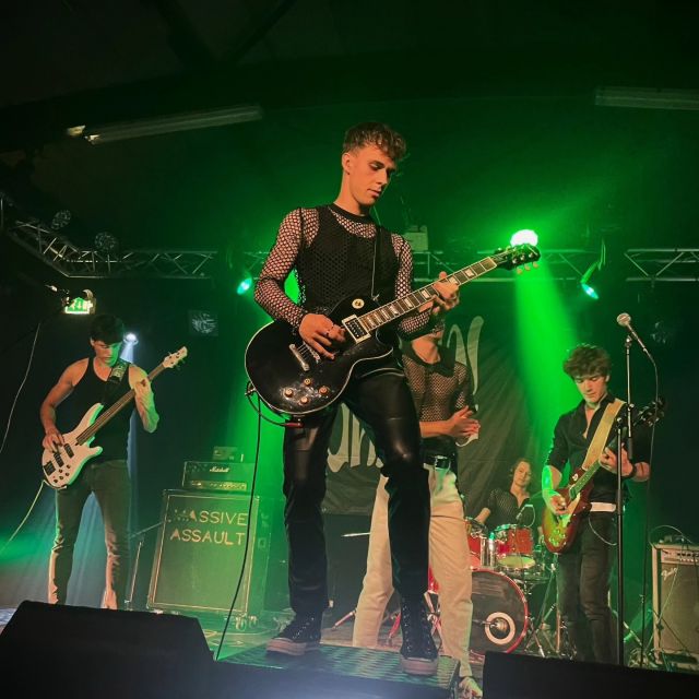 Thanks Hoogeveen! Loving the amazing journey so far, but we're not done yet...😏 📸@tempusfugit_pictures…